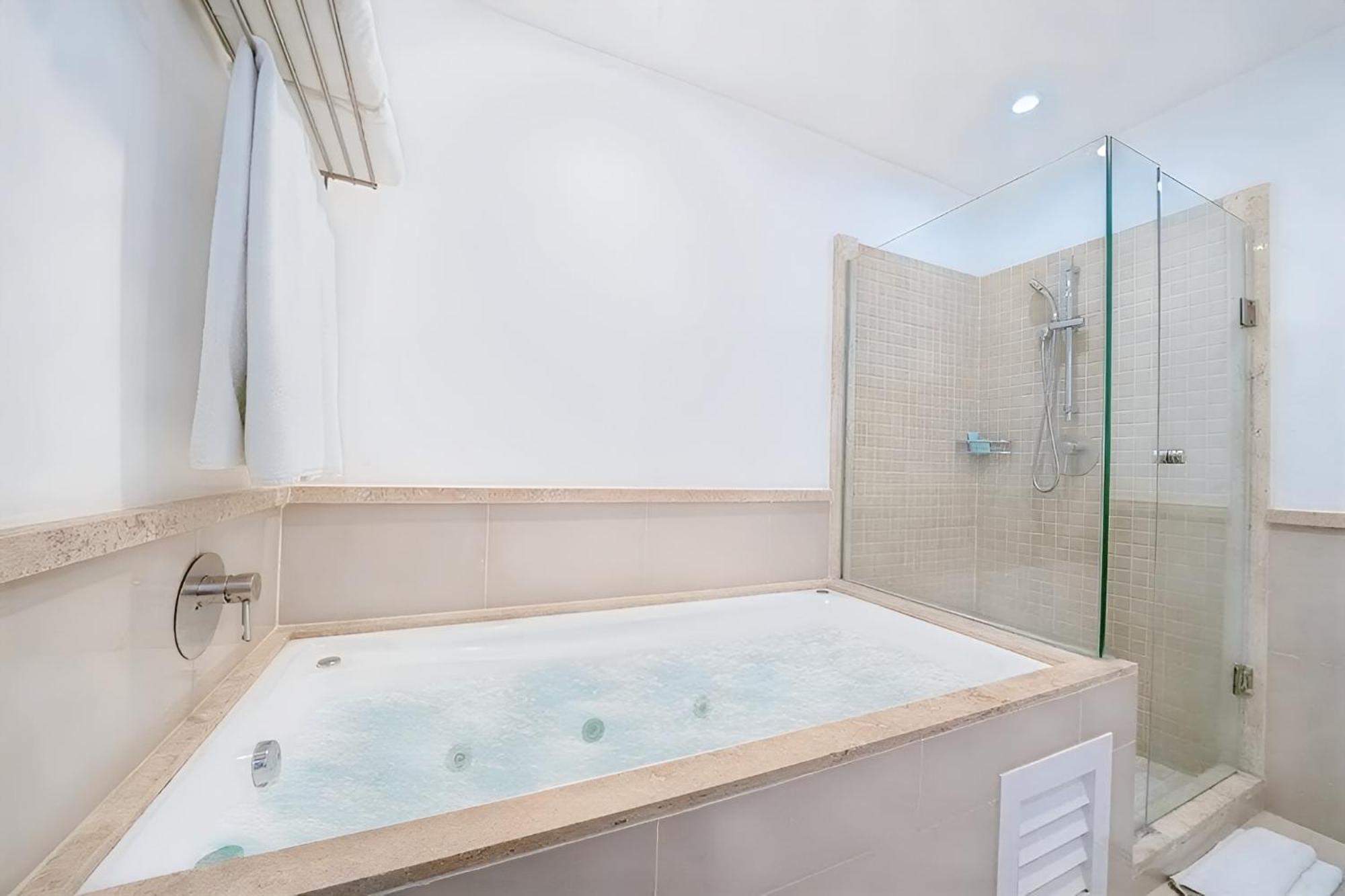 Luxury Duplex -4 Pers- 2Mn Beach&5Th Av, Pool, Gym Playa del Carmen Bagian luar foto